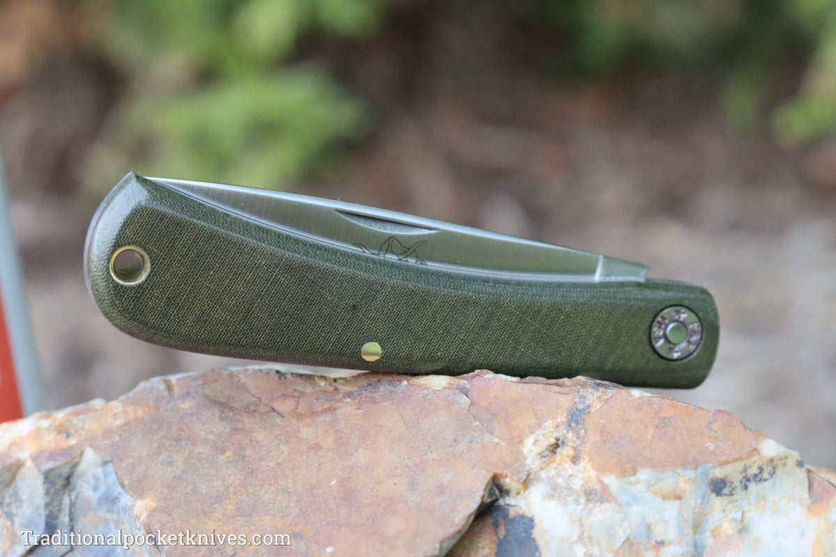 Great Eastern Cutlery #715121 Farm&amp;Field Tool Bull Nose Green Linen Micarta