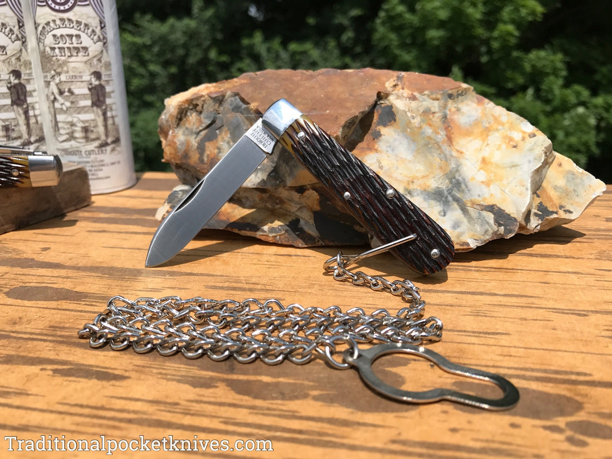 Great Eastern Cutlery #152118 Bail&amp;Chain Tidioute Cutlery Huckleberry Boys Knife Antique Yellow Jig Bone