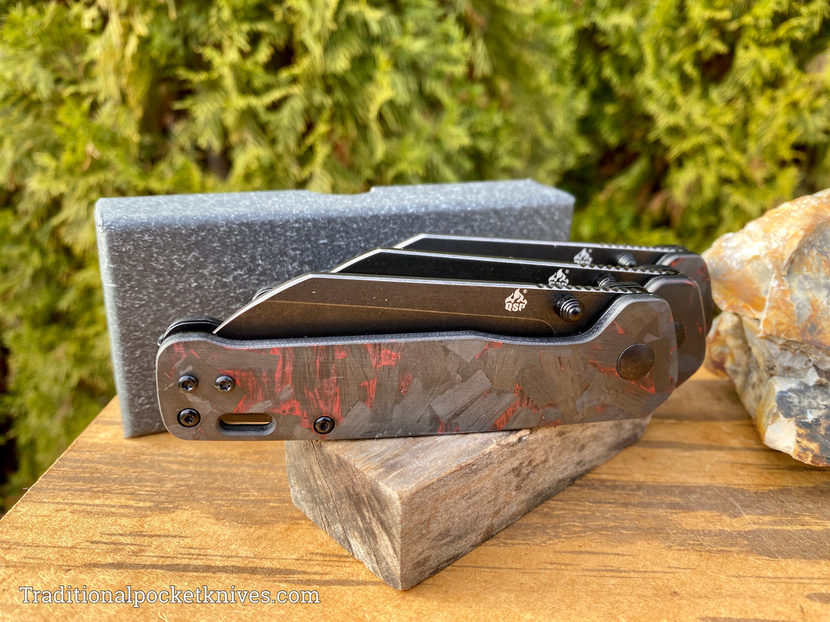 QSP Penguin Knife QS130-URD Shredded Red Carbon Fiber G10 D2 Steel