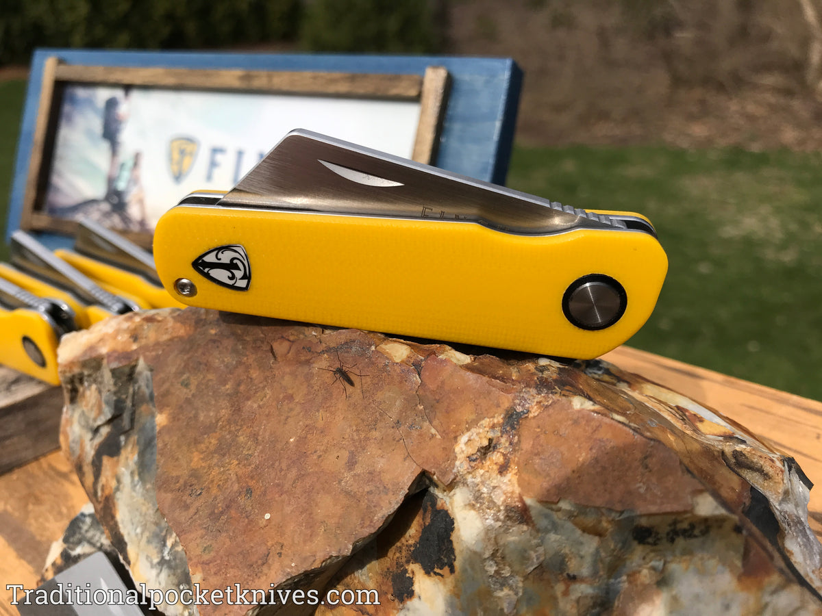 Finch Runtly G-10 Yellow Belly
