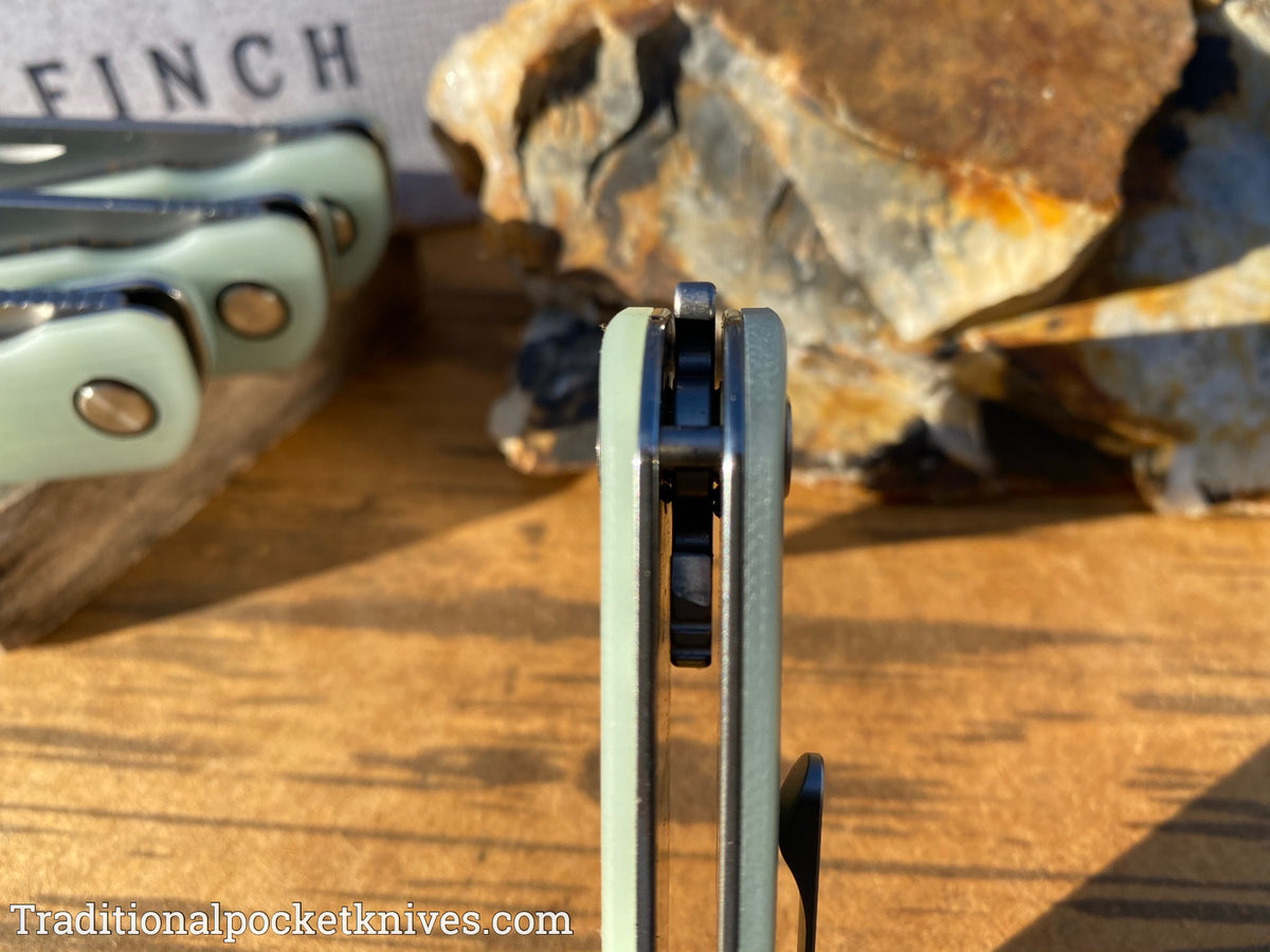 Finch Runtly G-10 Ghost Green