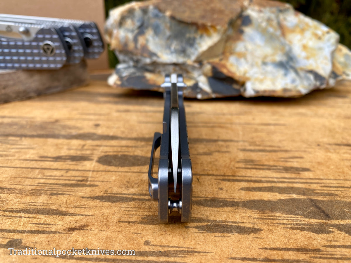 QSP Penguin Knife QS130-RFRG1 Blue Titanium Frag 154CM
