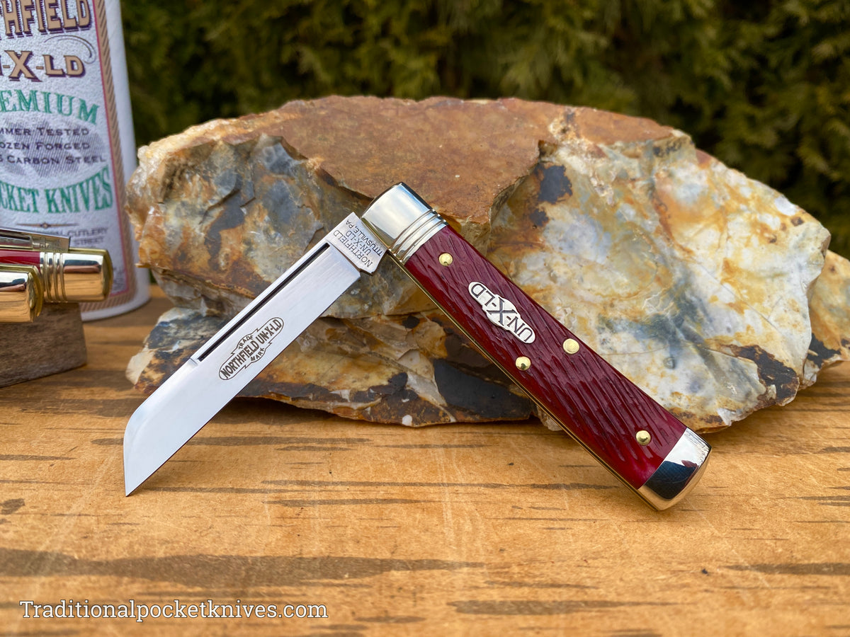 Great Eastern Cutlery #493121 Northfield UNXLD Freedom Garnet Jigged Bone