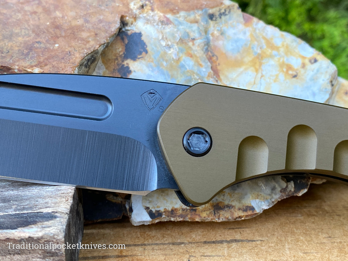 Medford Knives Praetorian Swift Flipper PVD Drop Point / S35VN / Yellow, Gold, Black PVD Handles / PVD HW / PVD Clip