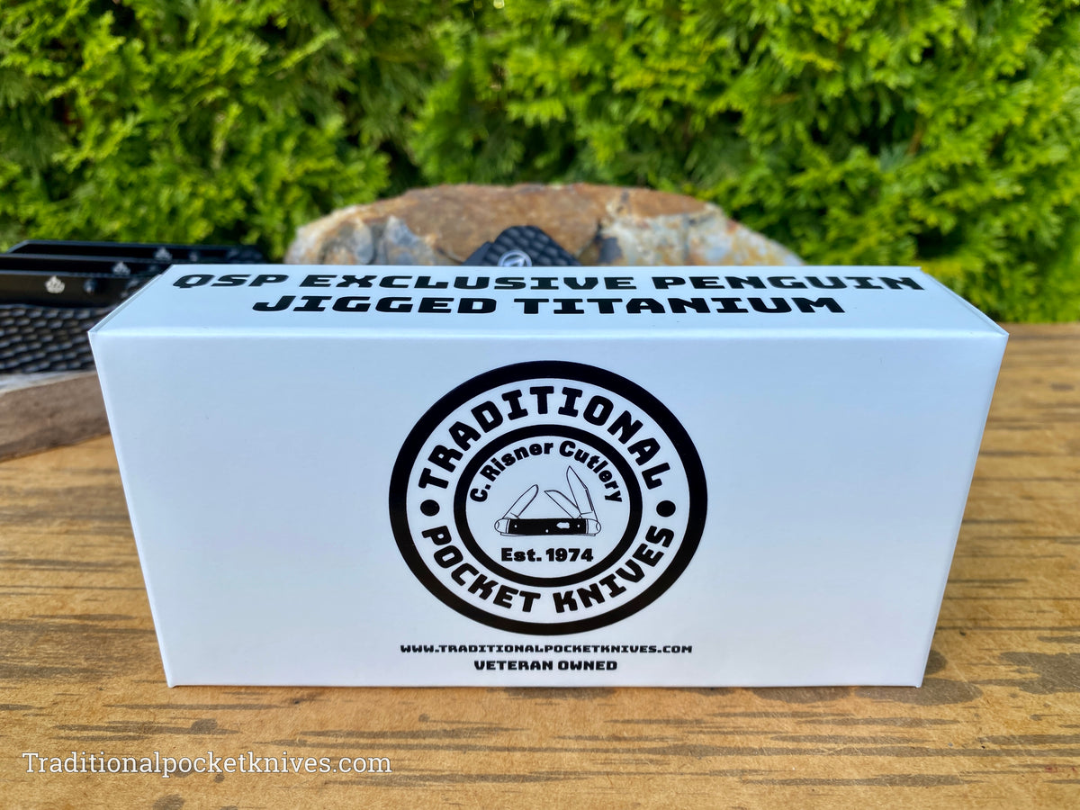 QSP Exclusive Penguin Knife QS130 Black Jigged Titanium M390