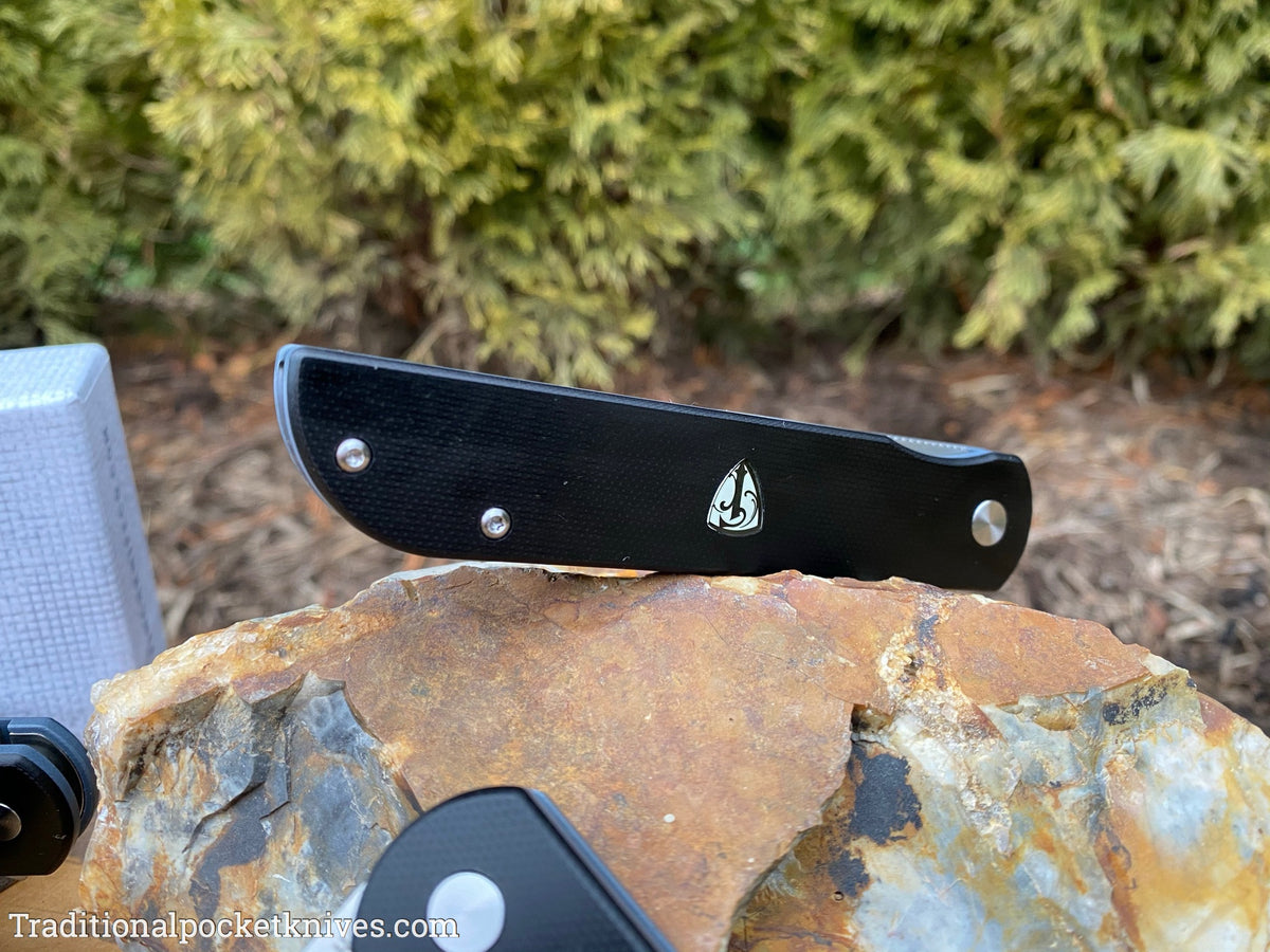 Finch Cimarron Black &amp; Smokey Gray G10