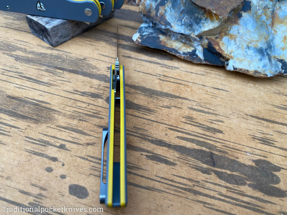 Finch Cimarron Smokey Gray &amp; Yellow G10