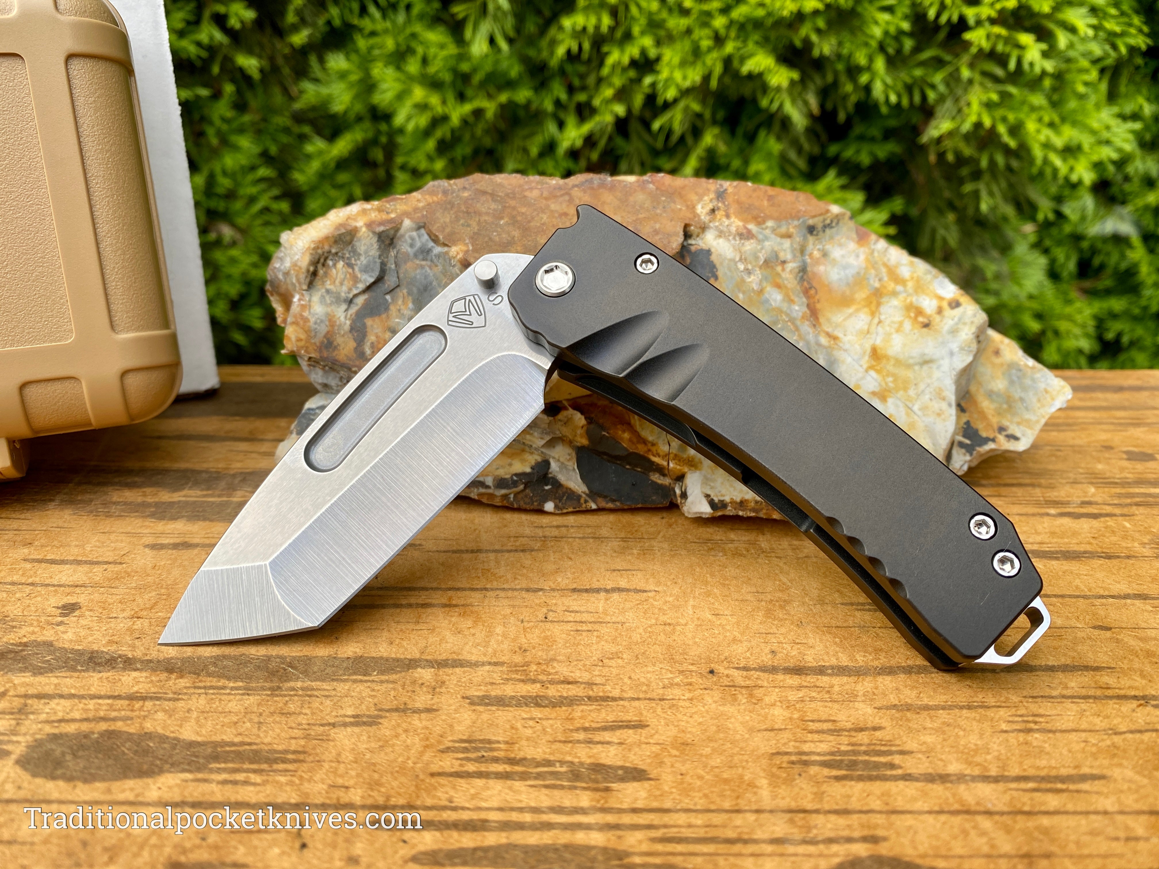 Medford Knives Midi Marauder Tumbled Tanto / S35VN / PVD Handles
