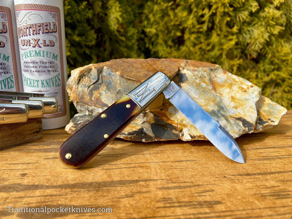 Great Eastern Cutlery #772122 Northfield UNXLD Yankee Barlow Antique Yellow Sawcut Bone