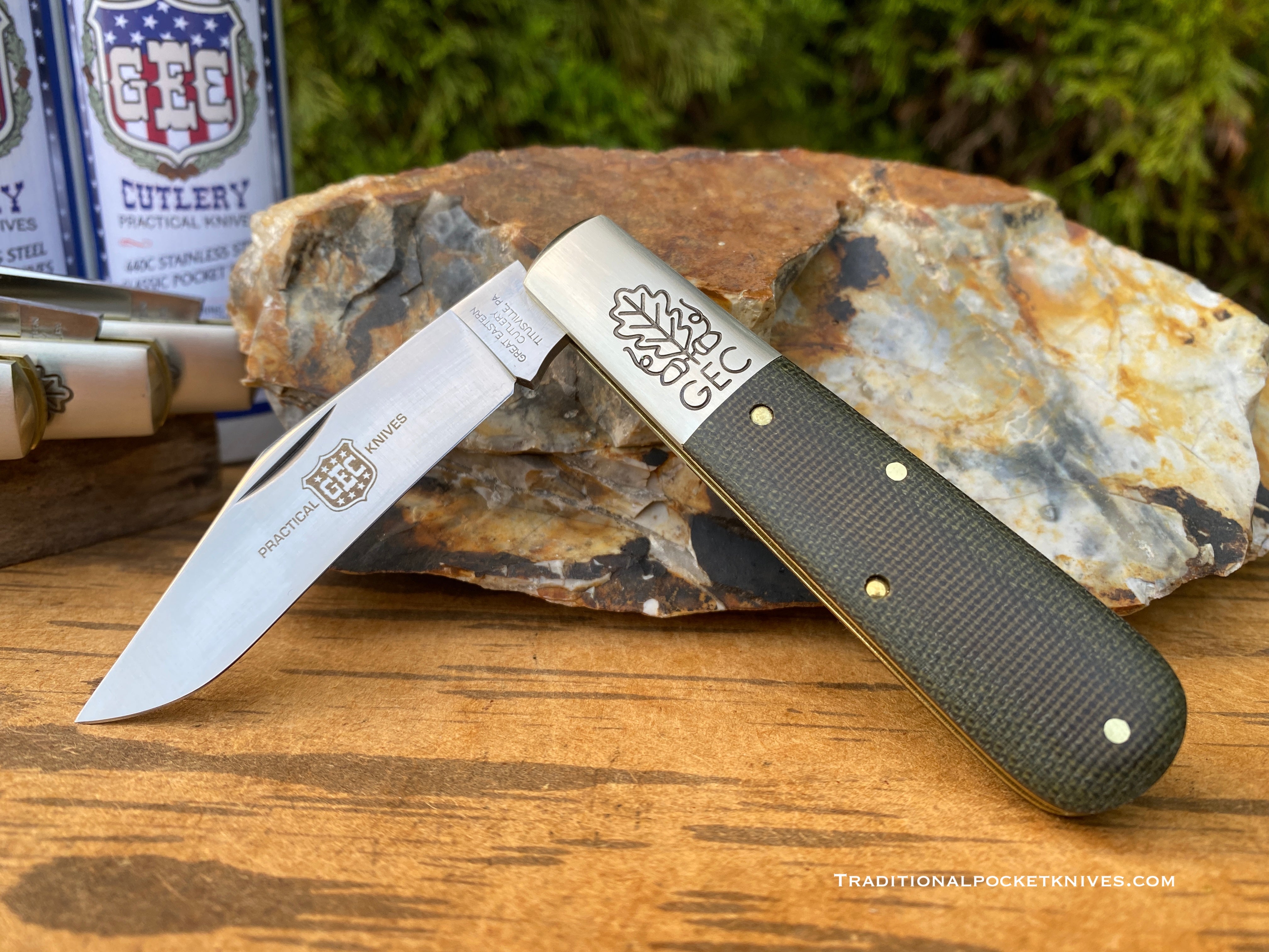 Great Eastern Cutlery #861121 Two Acorn Barlow OD Green Canvas