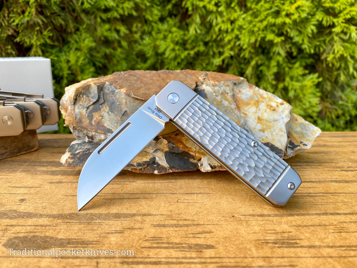 Ohio River Jack: Single Wharncliffe Jigged Titanium