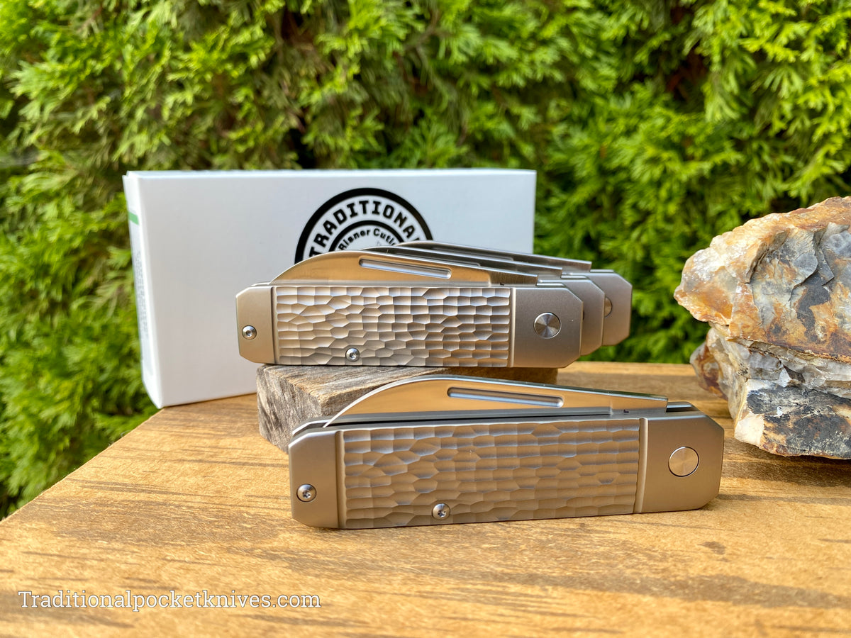 Ohio River Jack: Single Wharncliffe Jigged Titanium